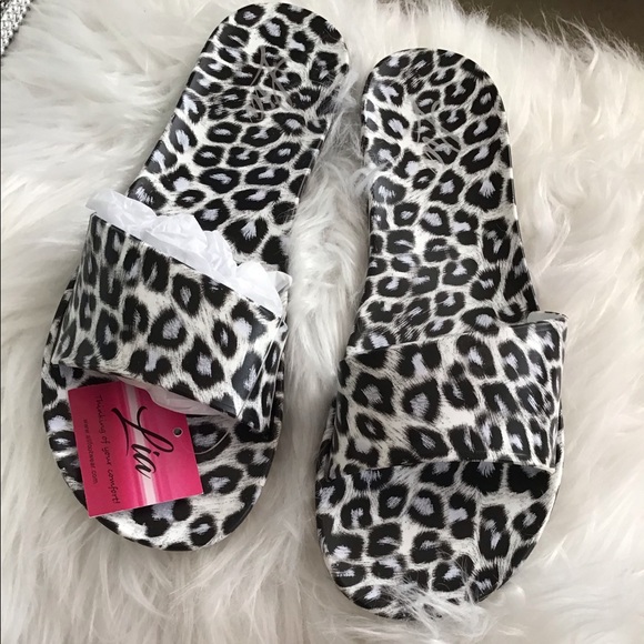 White and black Leopard/Cheetah jelly sandals!! - Picture 2 of 5